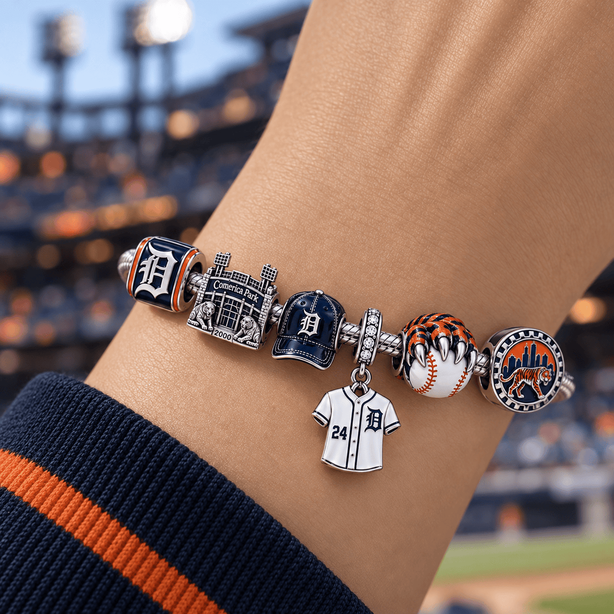DTTG Silver Charm Bracelet Set PTT